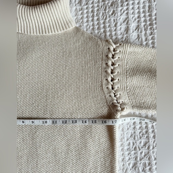 UGG Gisele Turtleneck Sweater Cream Heather Lattice Shoulder Pullover Knit Sz S - Picture 11 of 16